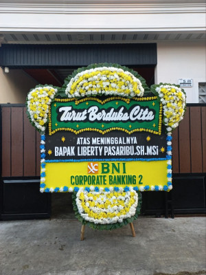 Papan Bunga Duka di Pakan Kurai