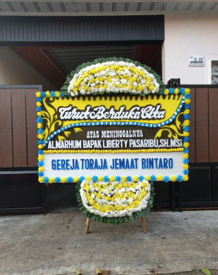Papan Bunga Duka di Pakan Kurai